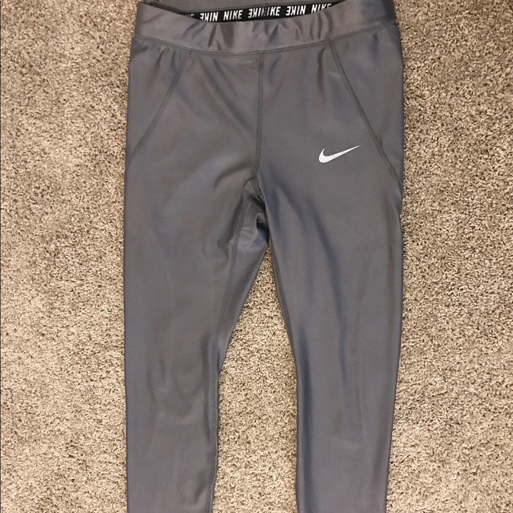 Nike Speed Tight Fit 7/8 Legging